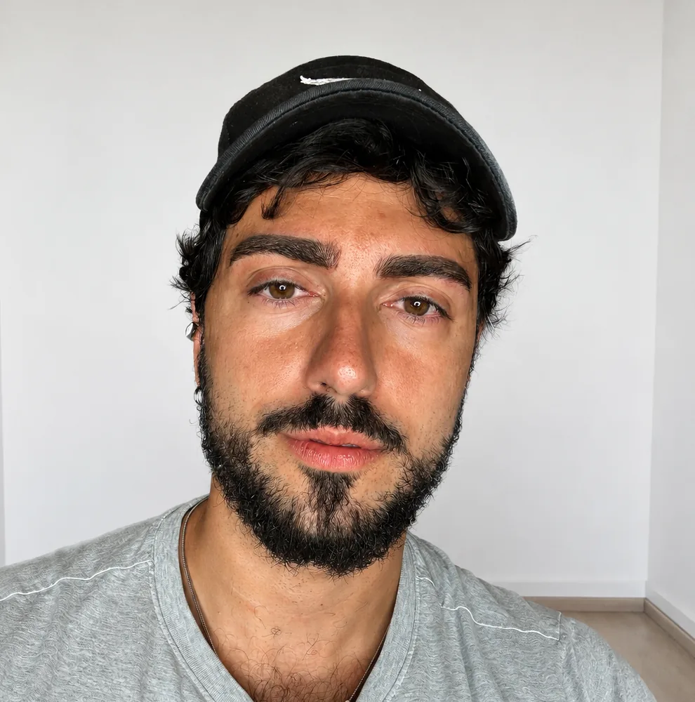 Men's brow work — Lucia Foggia PMU